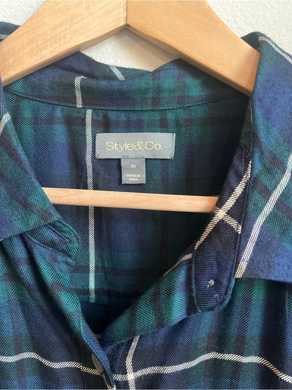 Plaid Button Down Shirt Blouse in Navy, Green and Cream Preppy Layer Classic NWT - Picture 4 of 6